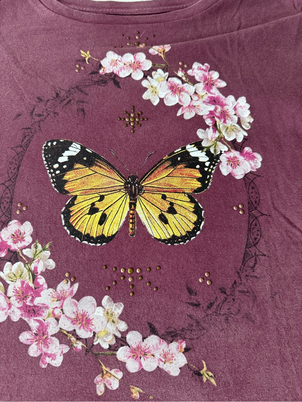 Lucky Brand Butterfly Floral Graphic Tee - Berry with Yellow Butterfly L e07 - Picture 2 of 6
